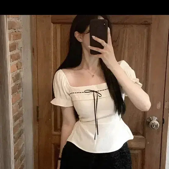 [BUNJANG] Square Ribbon Blouse / 스퀘어 리본 블라우스 (새거,배송비포함)