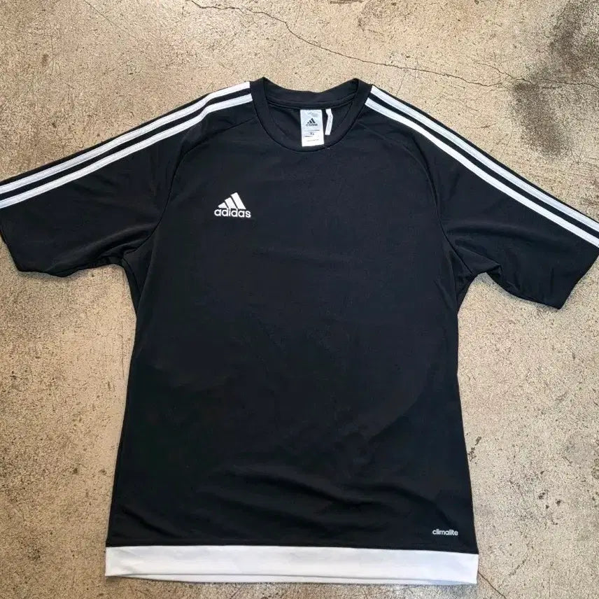 [BUNJANG] Adidas Basic Logo Short Sleeve T-Shirt / 아디다스 반팔 티셔츠 검정 화이트