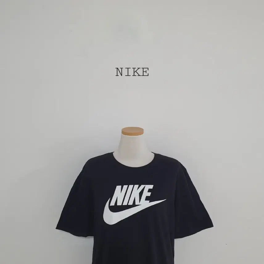 [BUNJANG] Nike Black Big Logo Short Sleeve T-Shirt - Size M / 세일)No.26061106 나이키 반팔 티셔츠 블랙