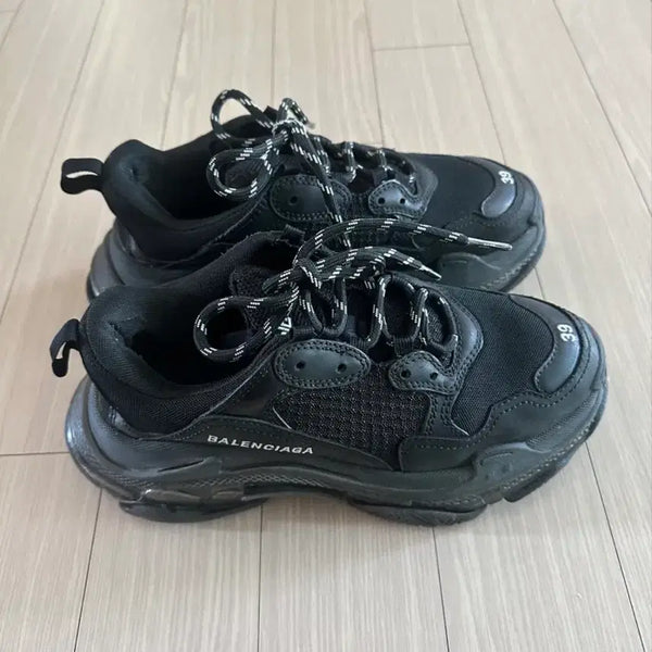 [BUNJANG] Balenciaga Triple S Clear Sole Sneakers Black Size 39 / 발렌시아가 트리플 S 클리어 솔 블랙 39 정품