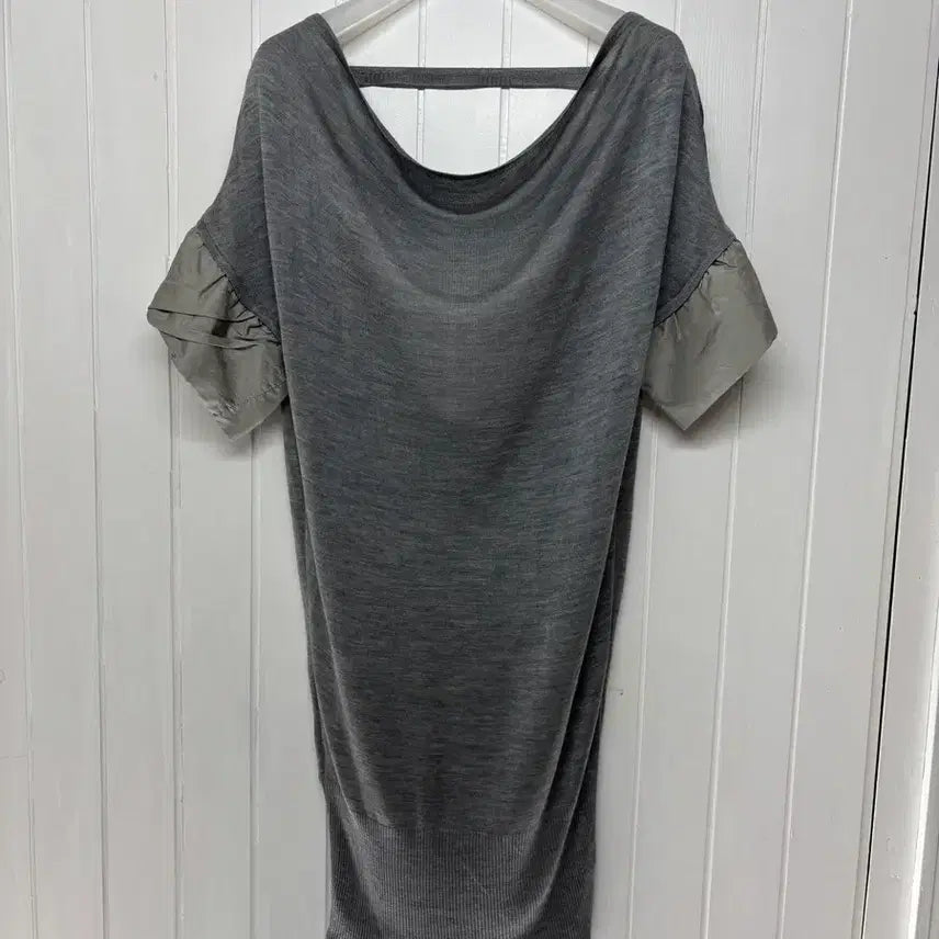 [BUNJANG] Obzee Open Back Blouse / Obzee 오브제 오픈백(스쿱백) 블라우스 90(착샷 있음)  가