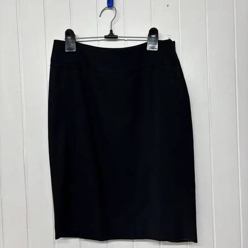 [BUNJANG] Time Black H-Line Skirt Size 64 (26-inch) / 타임 블랙 H라인 스커트 64(26인치)  차