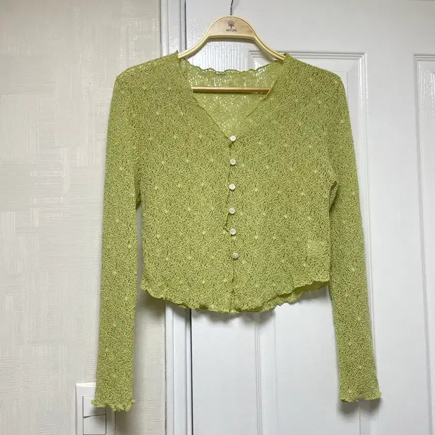 [BUNJANG] Green Cardigan / 연두 가디건 @새옷