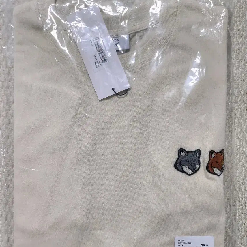 [BUNJANG] Maison Kitsuné Triple Fox Patch T-Shirt Ivory / 메종키츠네 트리플 폭스 패치 반팔티 아이보리