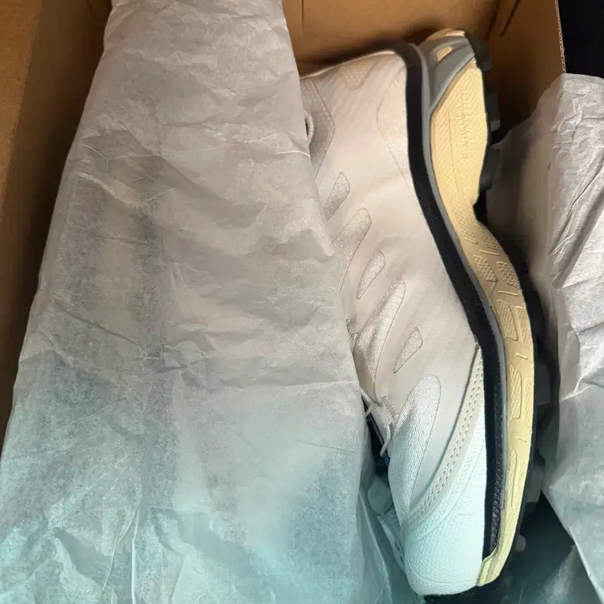 [BUNJANG] Salomon XT-4 White Lunar Rock Sneakers / 살로몬 XT-4 화이트 루나락 265