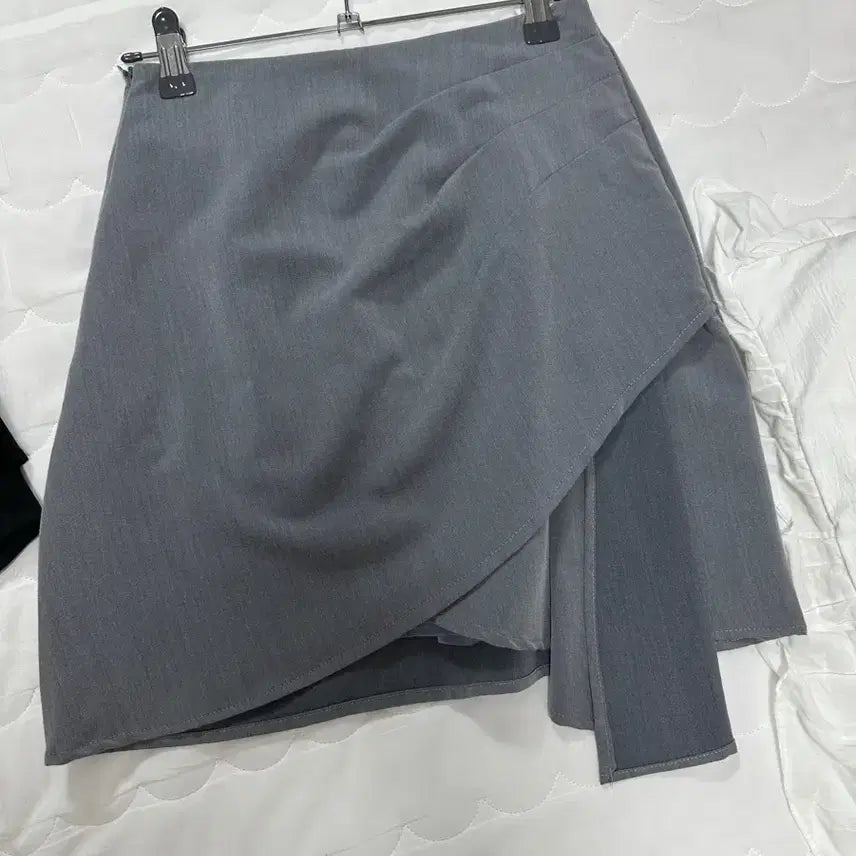 [BUNJANG] Gray Lined Skorts / 회색 슬랙스 안감치마바지