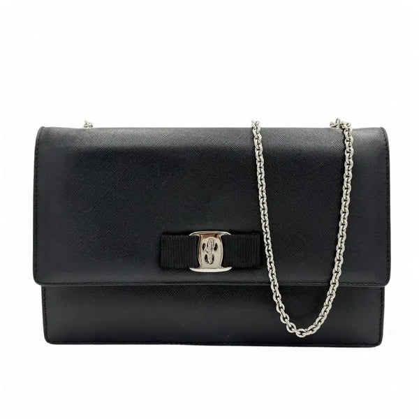 [BUNJANG] Salvatore Ferragamo Gini Vara Crossbody Bag Black Leather / 페라가모 21 21D855 블랙 크로스백 지니 바라 가방