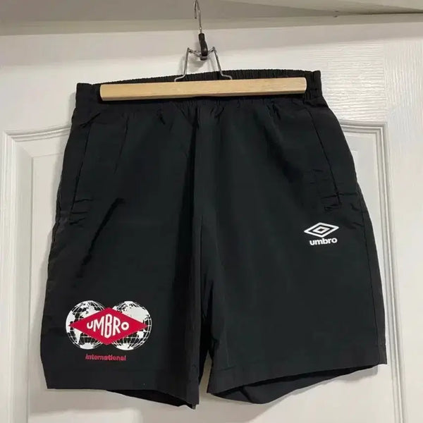 [BUNJANG] Umbro Woven Shorts Size M / 엄브로우븐반바지m