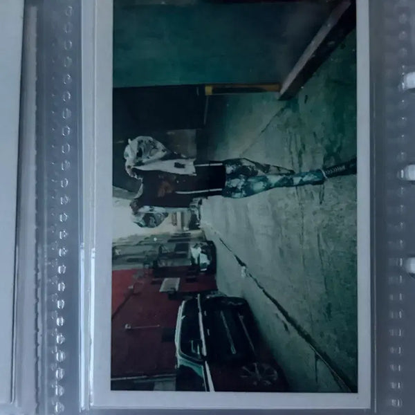 [BUNJANG] LOOSER MADE G-Dragon Photocard / 루저 메이드 지디 포카 팝니다