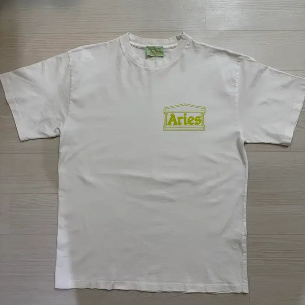 [BUNJANG] Aries Temple Logo White T-Shirt M / Aries 템플로고 화이트 반팔티 M