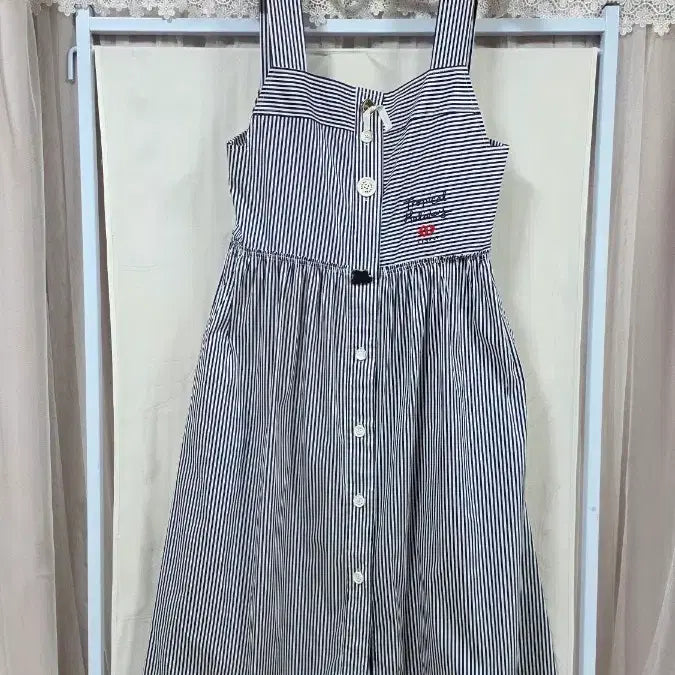 [BUNJANG] Lucky Chouette Sleeveless Stripe Long Dress (Size 38) / 럭키슈에뜨나시롱원피스(38)