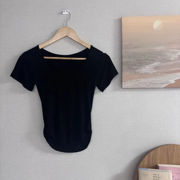 [BUNJANG] Gulim Black Tea T-Shirt / (새상품)굴림 블랙티