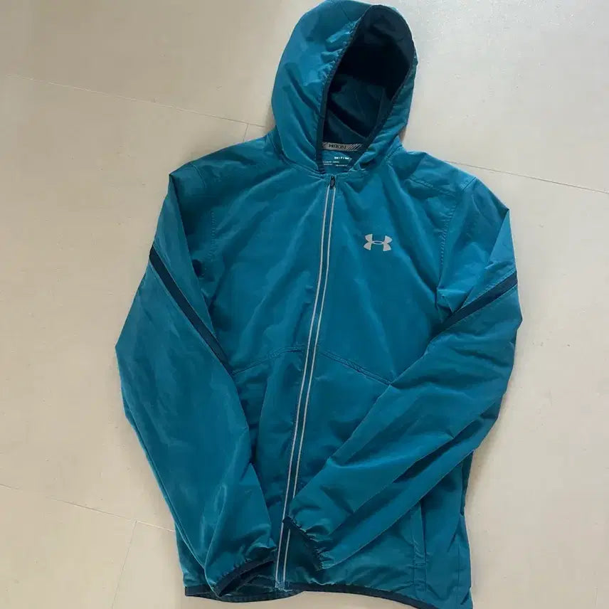 [BUNJANG] Under Armour HeatGear Women's Hooded Windbreaker SM / 언더아머 여성 후드 바람막이 HeatGear SM