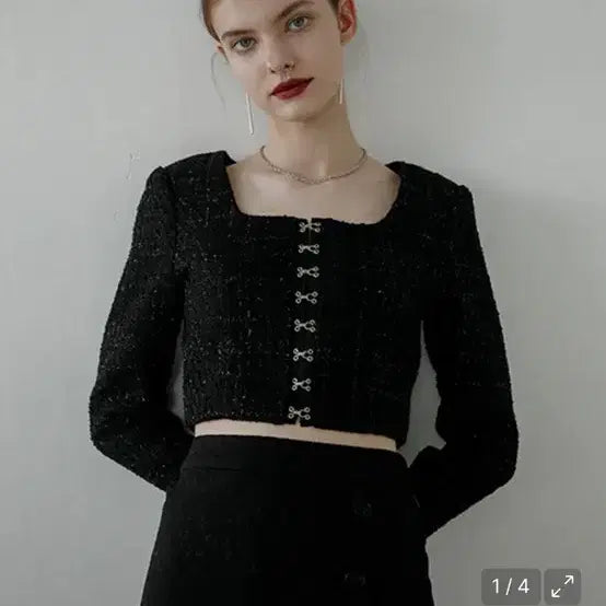[BUNJANG] Remanentist Tweed Hook Top Black / 리맨티스트 트위드 후크 탑
