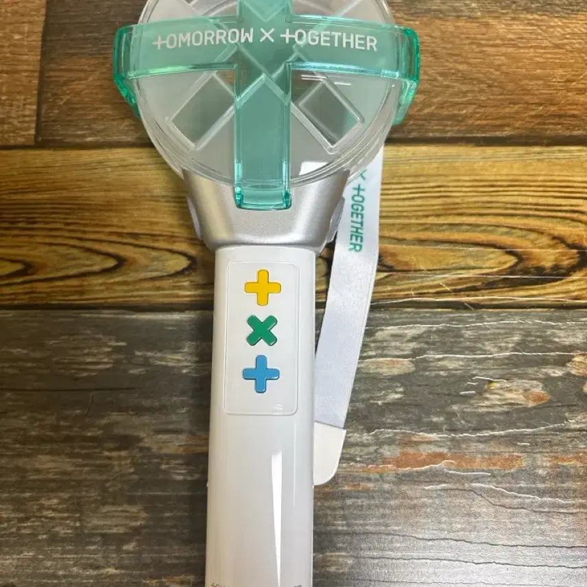 [BUNJANG] TXT Official Lightstick Version 1 / 원가이하) 투모로우바이투게더 응원봉 1