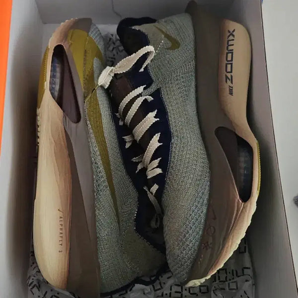 [BUNJANG] Nike Air Zoom Alphafly NEXT% 3 / 나이키 에어 줌 알파플라이 넥스트3