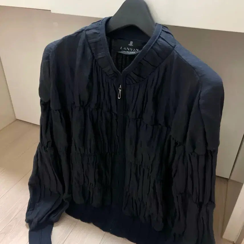 [BUNJANG] LANVIN Collection Navy Shimmer Zip-Up Jacket / 한섬 랑방컬렉션 LANVIN 98.5만 셔링점퍼 네이비집업펄자켓퍼프봄여름