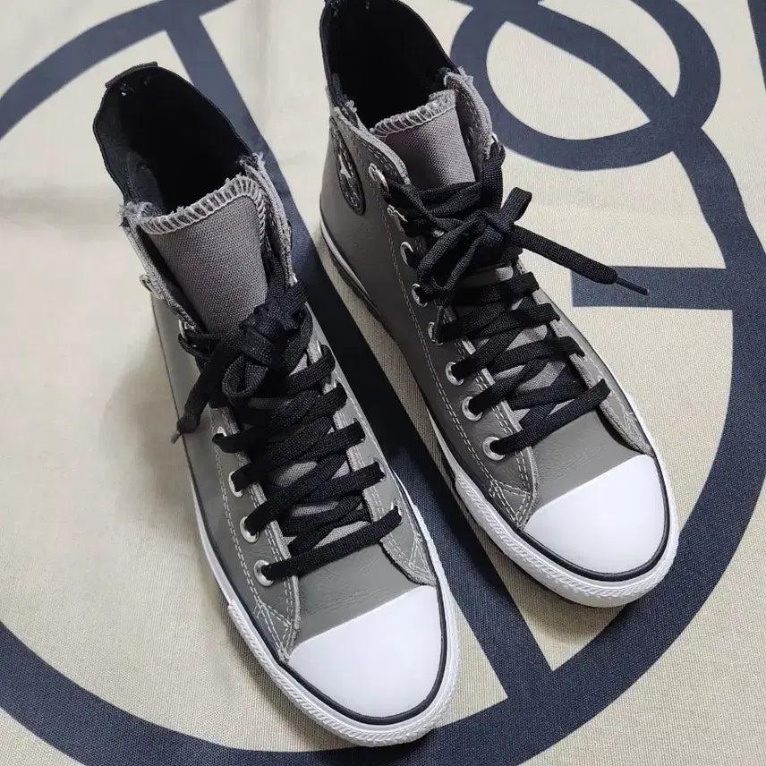 [BUNJANG] Converse Leather High-Top Sneakers (Size 250mm) / [CONVERSE 컨버스] 250mm 가죽하이탑