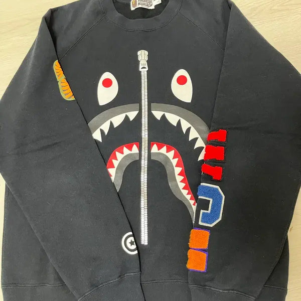 [BUNJANG] BAPE Shark Sweatshirt Black L / 베이프 샤크 맨투맨 블랙 L