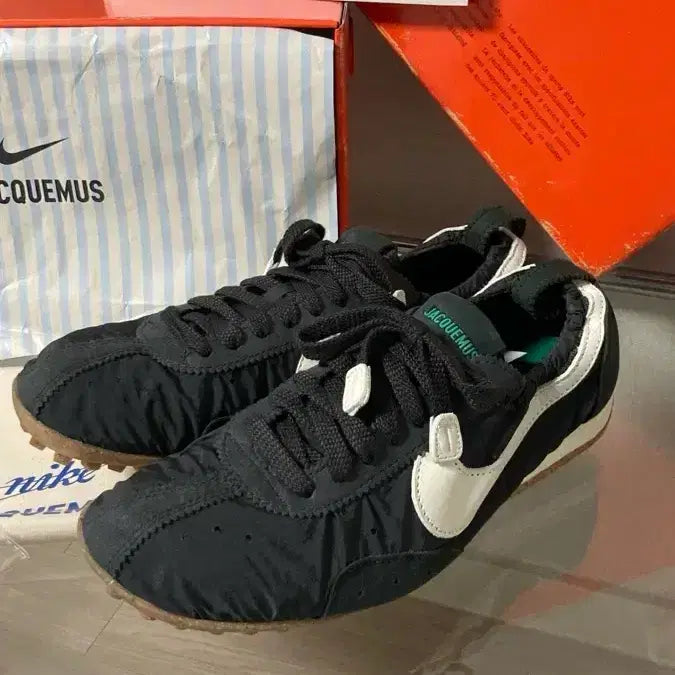 [BUNJANG] Nike x Jacquemus WMNS Moon Shoe SP Off Noir Cashmere / 나이키 x 자크뮈스 문 슈 SP 오프 누아르 캐시미어