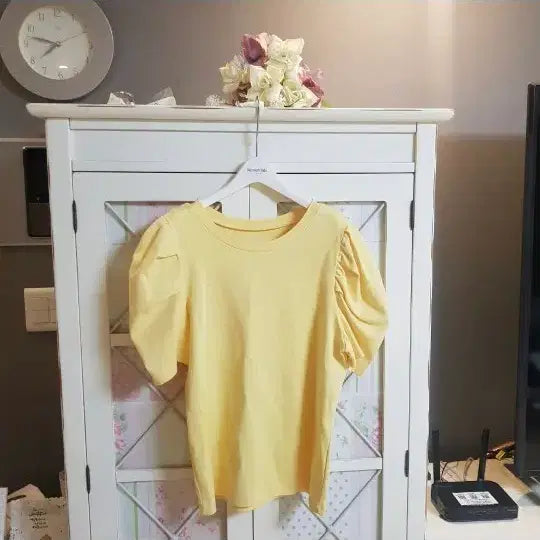 [BUNJANG] AND YOU Puff Sleeve T-Shirt / 앤유 티셔츠/55-66
