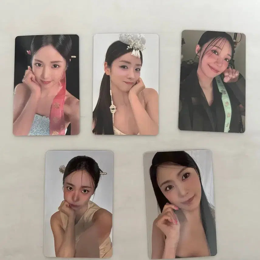 [BUNJANG] Apink 2026 Season's Greetings Photocard Set / 에이핑크 2026 시그 포카