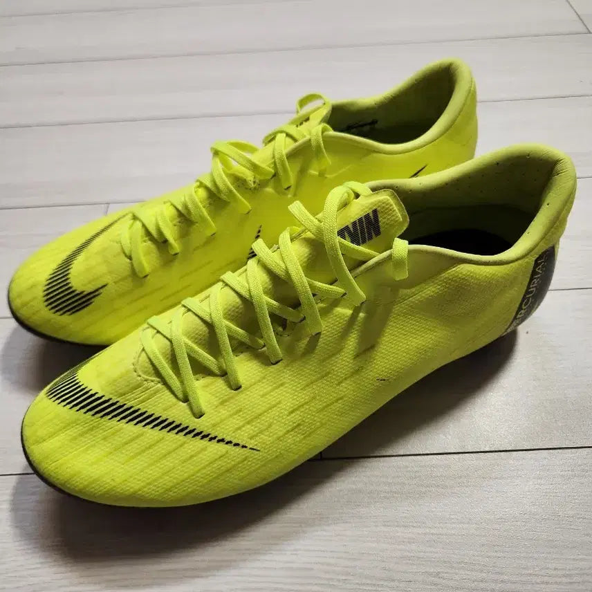 [BUNJANG] Nike Mercurial Vapor 12 Academy MG Soccer Cleats (Size 260) / 나이키 축구화 AH7375-701 머큐리얼 베이퍼 12 아카데미 MG 사