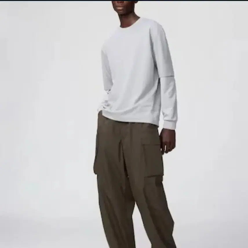 [BUNJANG] Uniqlo U Wide Fit Cargo Pants Dark Brown L / 유니클로 U 와이드핏 카고 팬츠 긴바지 482883 다크 브라운 L