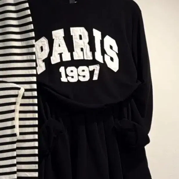 [BUNJANG] New Arrival 1997 Sleeve T-Shirt + Shorts Set / [ 새상품 ] 1997 슬리브 티셔츠 + 반바지 SET