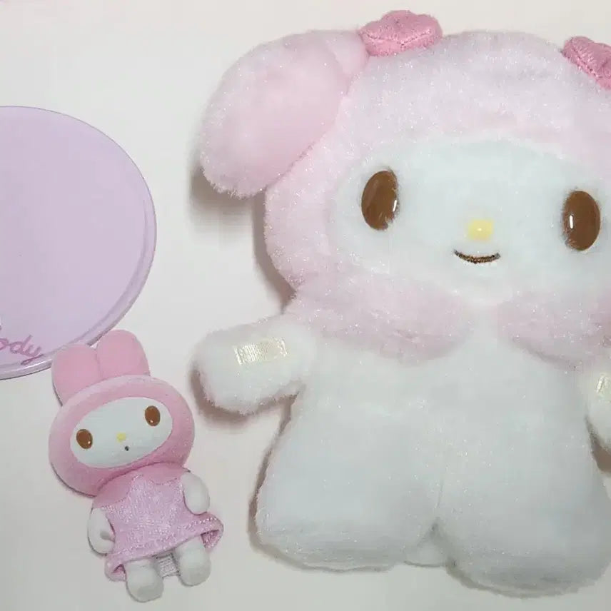 [BUNJANG] Sanrio My Melody Pitatto M & Floky Figure Bundle / [정품] 마이멜로디 피탓토 M / 플로키 피규어 개봉품 일괄