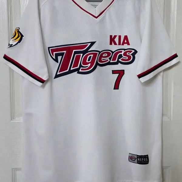 [BUNJANG] Kia Tigers Lee Jong-beom Home Jersey Uniform (Size 100) / [100] 기아타이거즈 셔츠형 홈 유니폼(이종범)