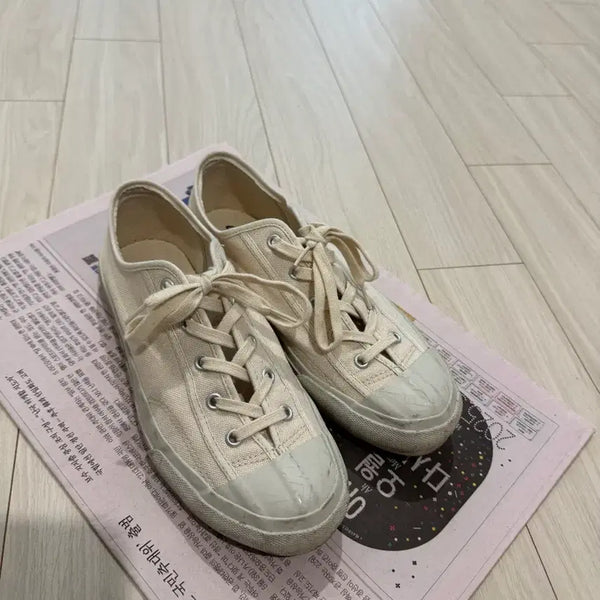 [BUNJANG] Moonstar Sneakers Cream / 문스타 스니커즈 230 크림