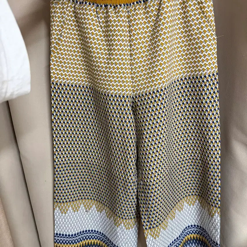 [BUNJANG] Lightweight Summer Trousers / 시원한 여름바지