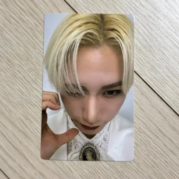 [BUNJANG] DarkBee Rune We Love You Joeun Music Ballheart POB Photocard / 다크비 룬 위럽유 조은뮤직 볼하트 미공포 특전 포카