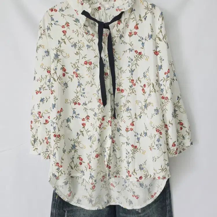 [BUNJANG] Soup Women's Flower Ribbon Blouse Ivory / soup 숩 여성 플라워 리본 블라우스 아이보리 쉬폰 하객룩 데일리룩 F