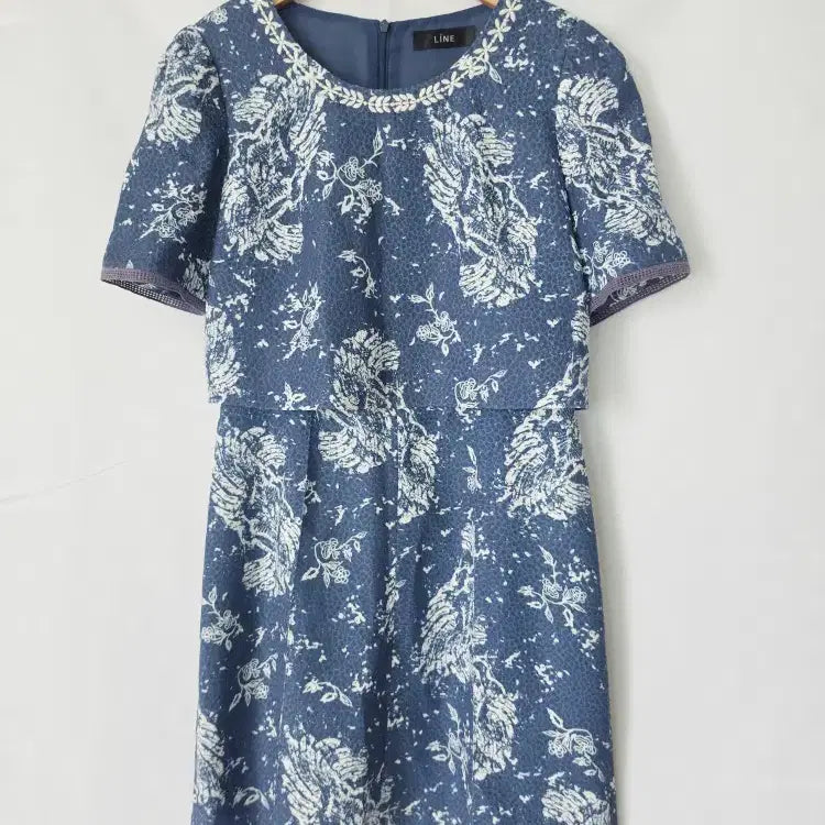 [BUNJANG] LINE Women's Short-Sleeve Dress Blue Floral / 라인 LINE 여성 반팔 원피스 블루 플라워 55 하객룩 출근룩