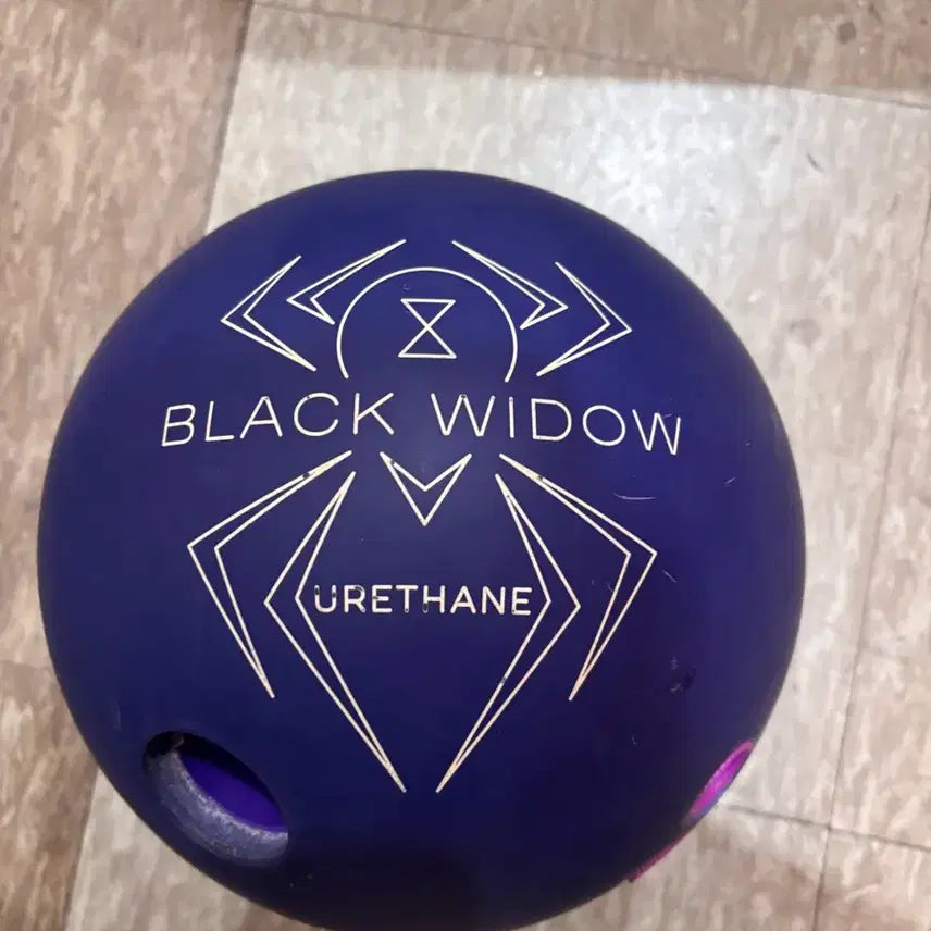 [BUNJANG] Black Widow Purple Solid Urethane Bowling Ball 14lb / 블랙위도우 퍼플솔리드 우레탄 14p