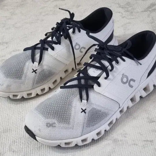 [BUNJANG] On Running Cloud X3 Ivory Black Men's Size 285 / 온 러닝 클라우드 x 3 아이보리 블랙 285