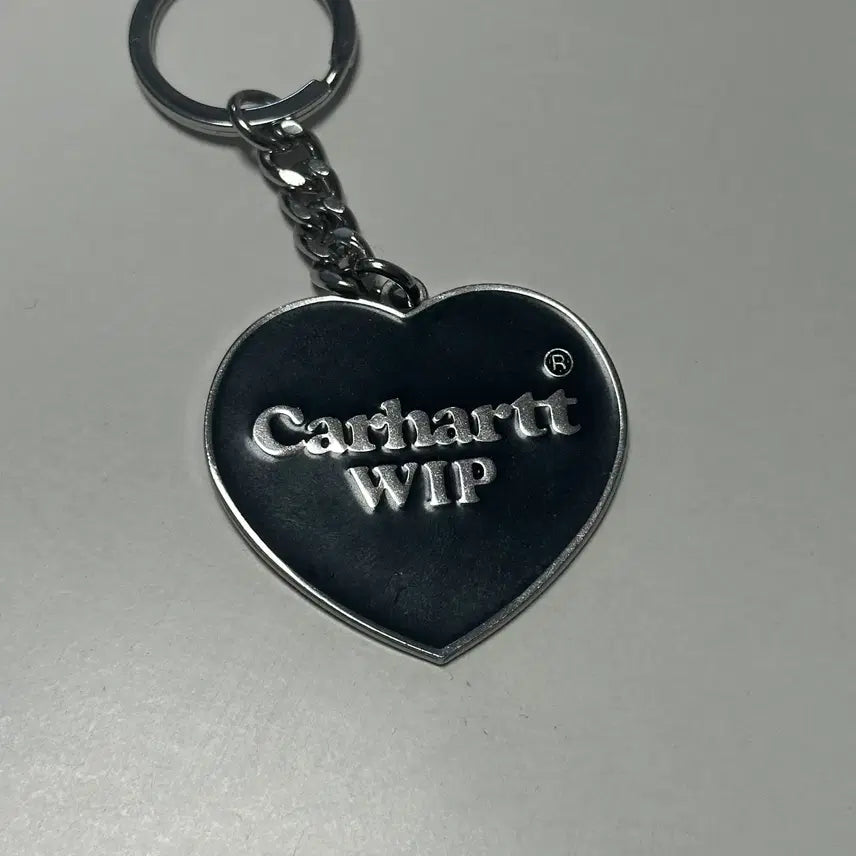 [BUNJANG] Carhartt WIP Heart Keychain Black / 칼하트 WIP 하트 키체인 블랙