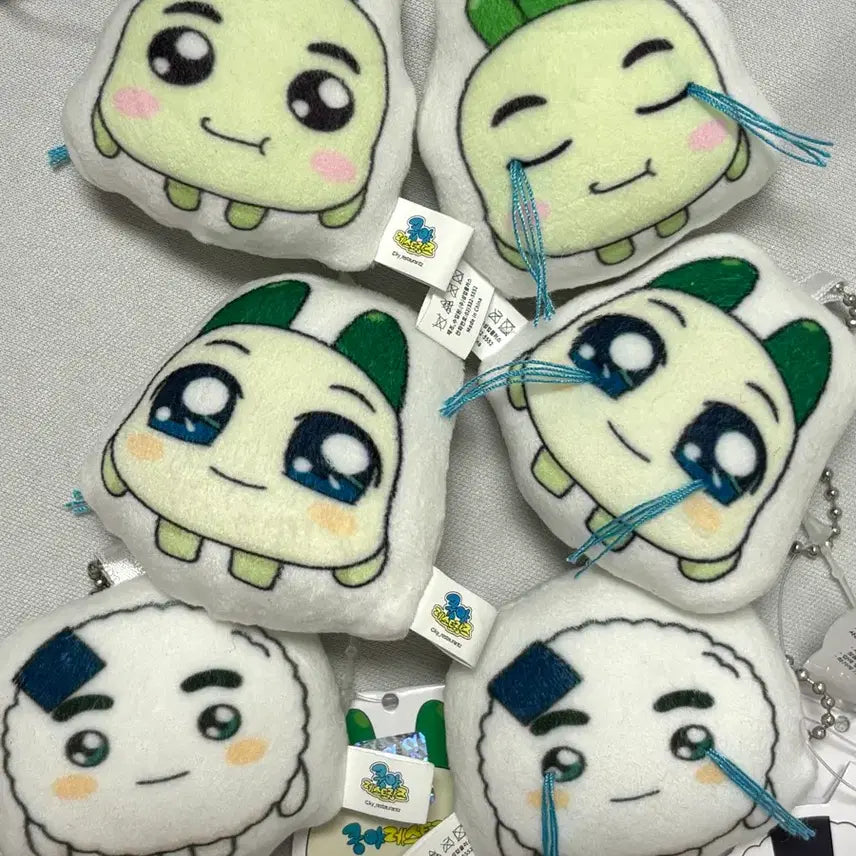 [BUNJANG] Kungya Friends "Kungya" Double-Sided Plush Keychain / 정품 주먹밥쿵야 양파쿵야 무시쿵야 눈물 양면 인형 키링 (새상품)