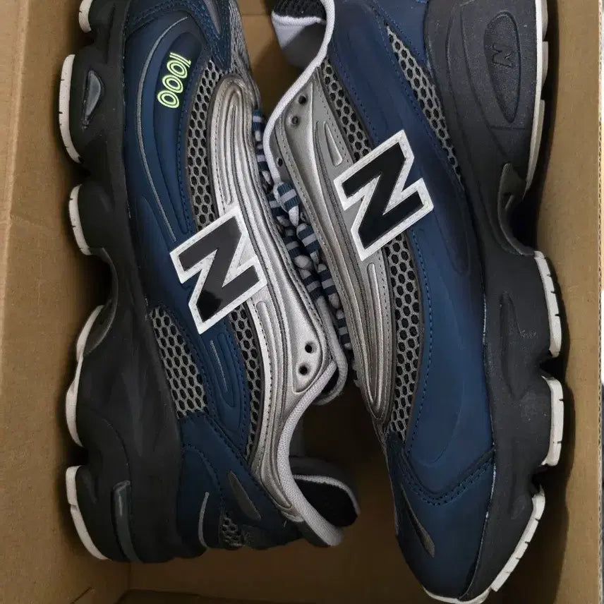 [BUNJANG] New Balance 1000 Deep Ocean Dark Silver Metallic Sneakers / 뉴발란스 1000 딥 오션 다크 실버 메탈릭