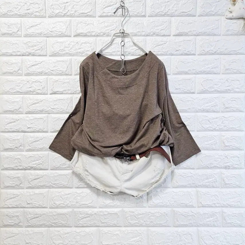 [BUNJANG] Round Neck T-Shirt / 라운드넥 티셔츠