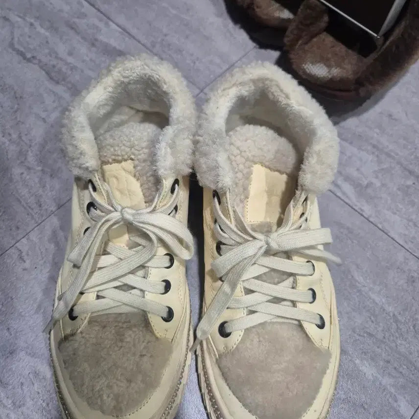 [BUNJANG] Barbara Sneakers Ivory Lined / 바바라 스니커즈