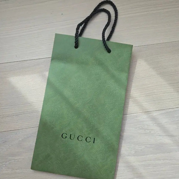 [BUNJANG] Gucci Shopping Bag Green Authentic / 구찌 쇼핑백 그린 정품 백화점 종이가방 선물 기념일명품