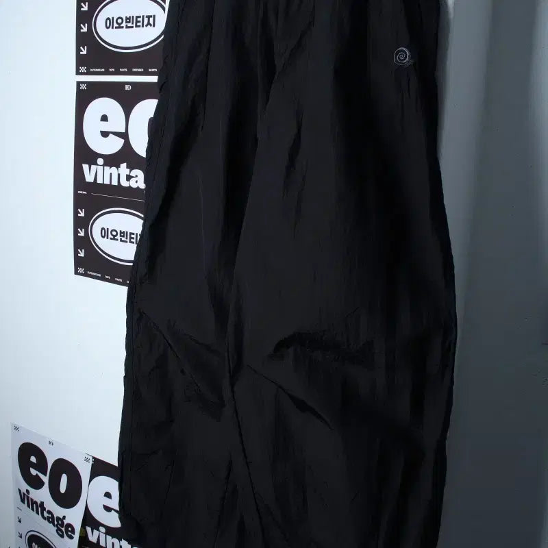 [BUNJANG] Travel Training Pants Wide Fit Nylon Banding Black / (M-L) 트레블 트레이닝복 바지 와이드핏 나일론 밴딩 블랙-279F