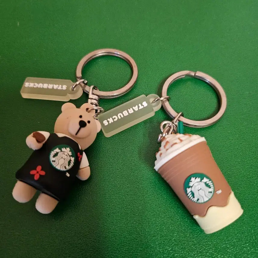 [BUNJANG] Starbucks Keychain Set (2 Figures) / 중국스타벅스 키체인 세트