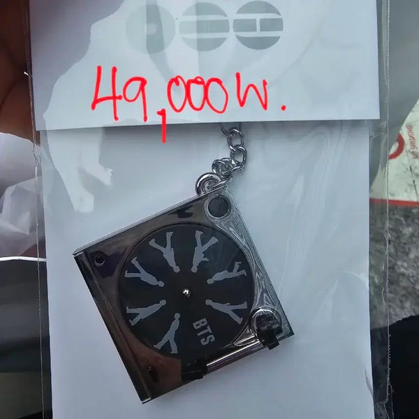 [BUNJANG] BTS Turntable Keychain / BTS 턴테이블 키링