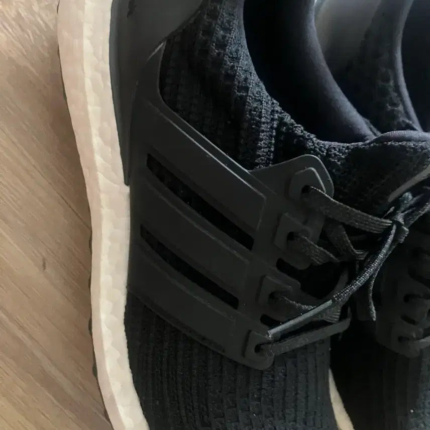 [BUNJANG] Adidas Ultraboost Black White Sneakers / 아디다스 울트라부스트 검흰 운동화
