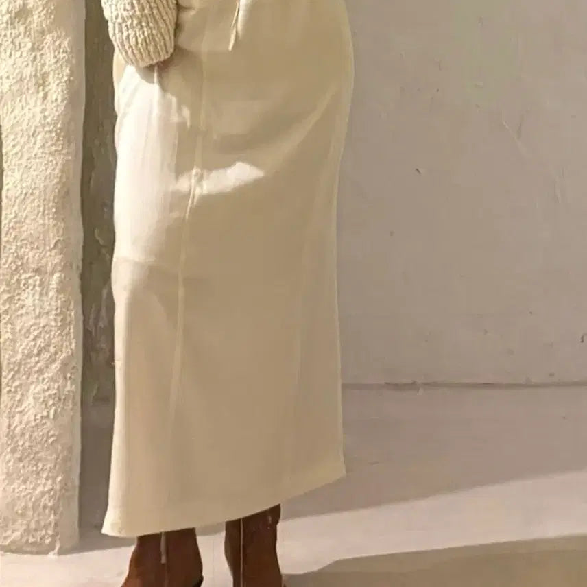 [BUNJANG] Fresh Label Cream Long Skirt / 프레쉬라벨 크림색 롱 스커트