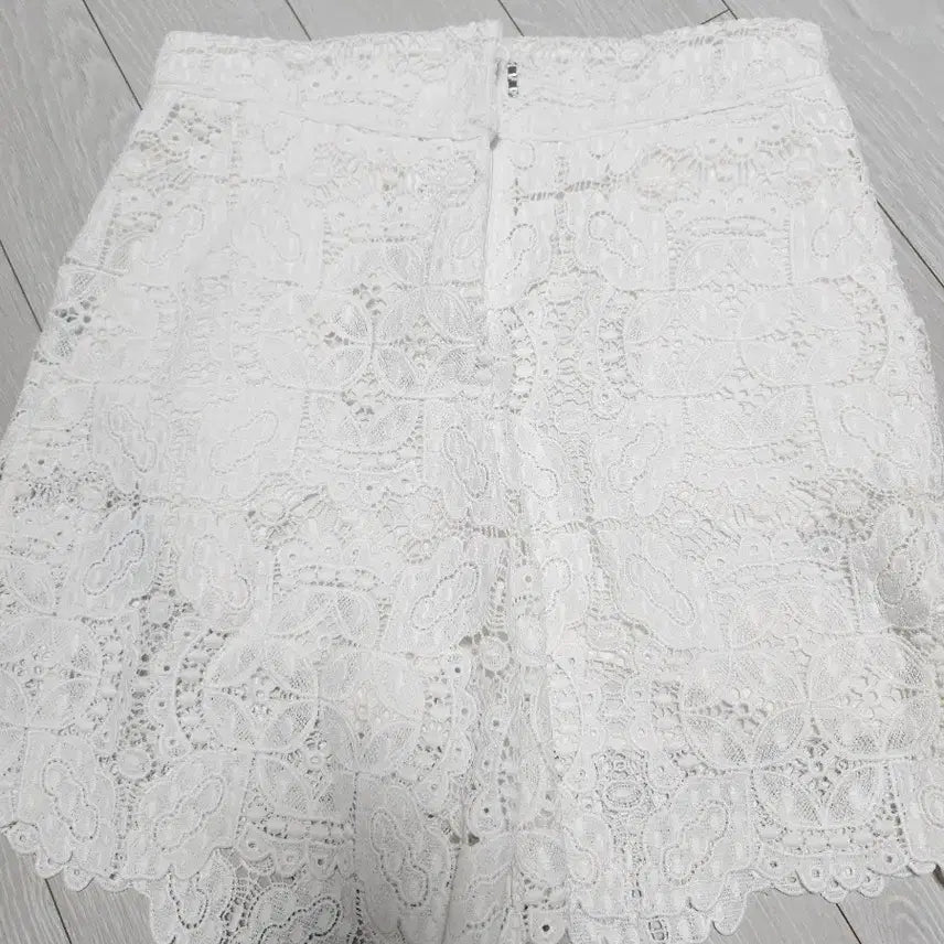 [BUNJANG] Maje White Lace Shorts Size 34 / 마쥬 레이스반바지 34